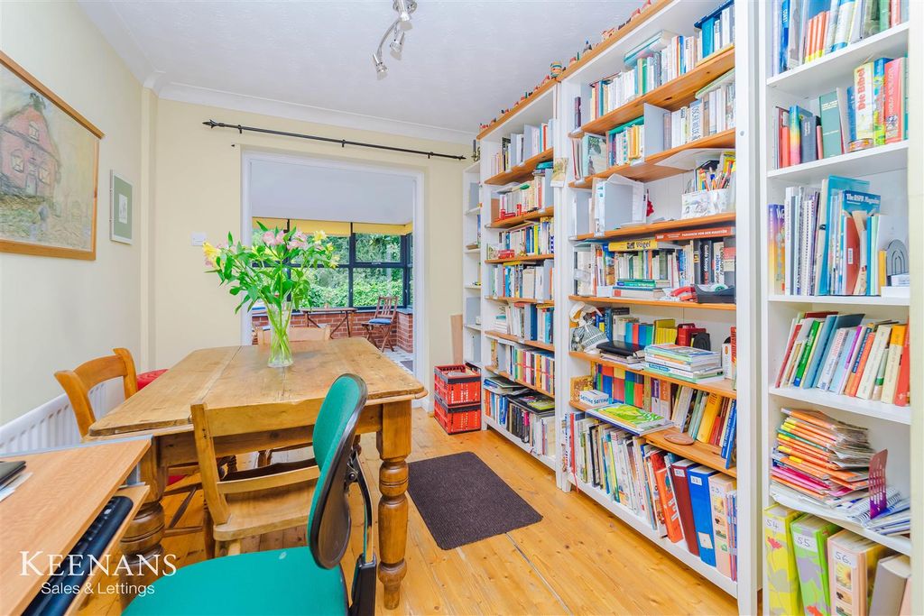 Property photo 3 of 44 3.Jpg