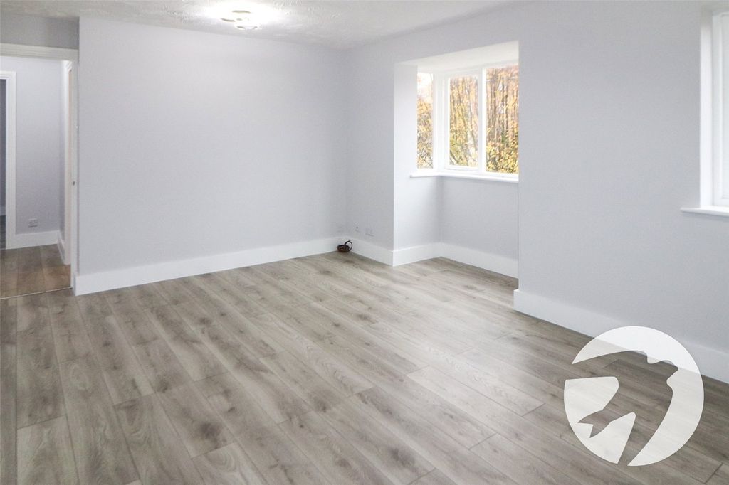 Property photo 3 of 12 Picture No. 06