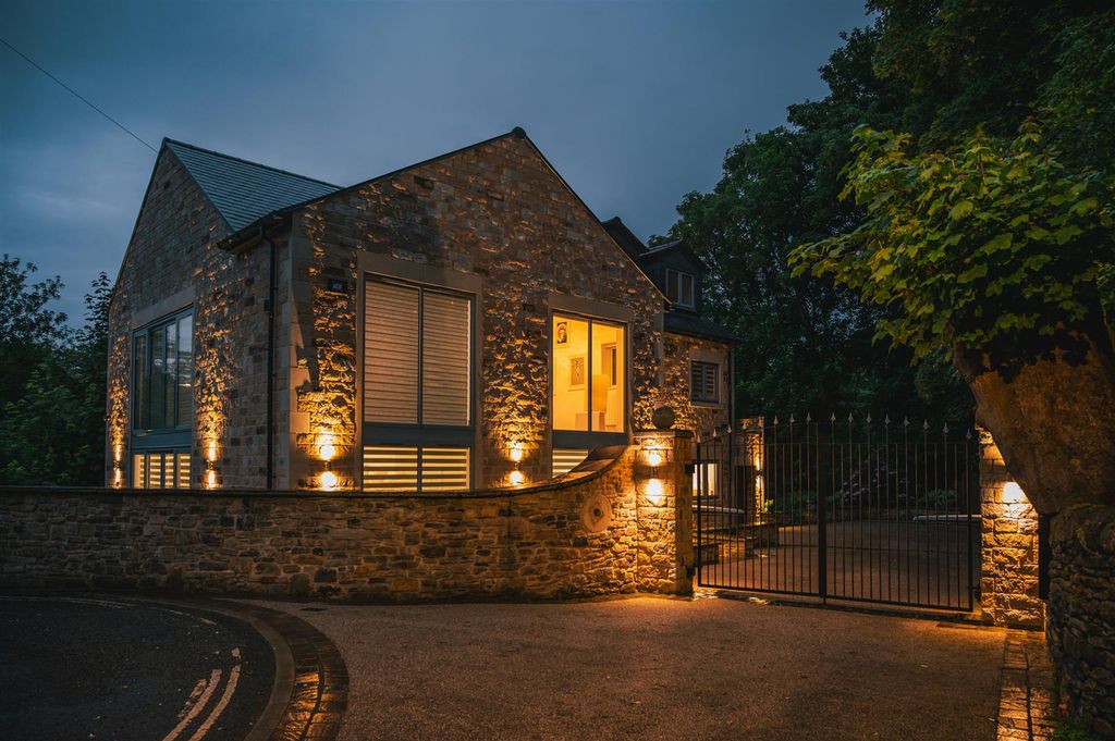 Property photo 3 of 49 Exterior And Gardens