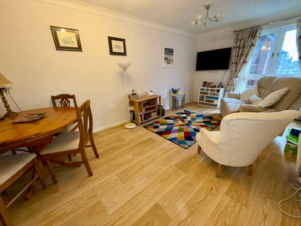 Property photo 2 of 7