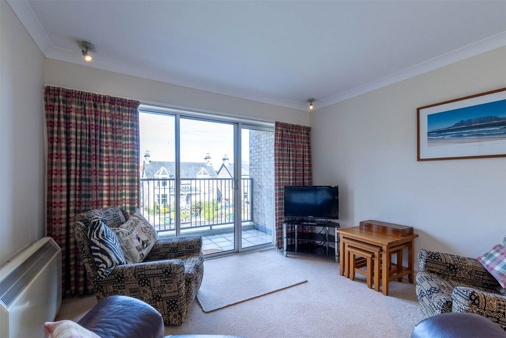 Property photo 3 of 27 Picture No. 03