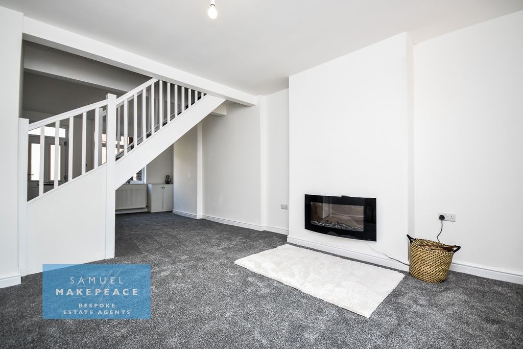 Property photo 3 of 13 Tibb (4)