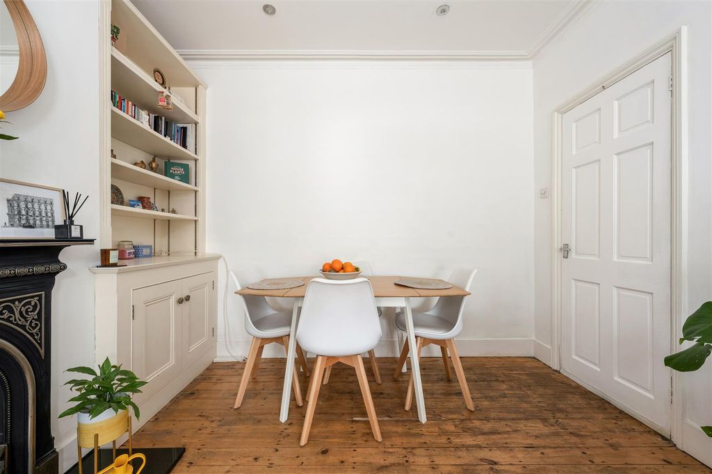 Property photo 3 of 23 Reception 6.Jpg