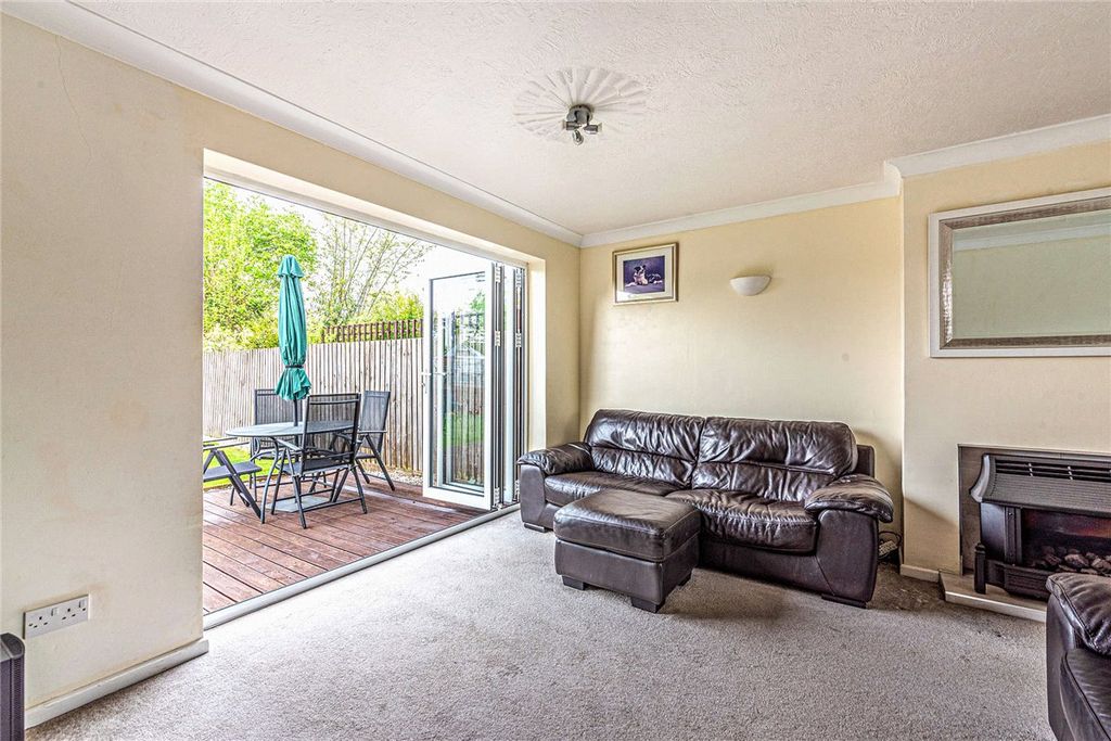 Property photo 3 of 18 Picture No. 21