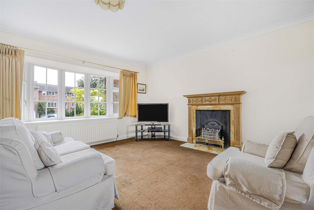 Property photo 3 of 19