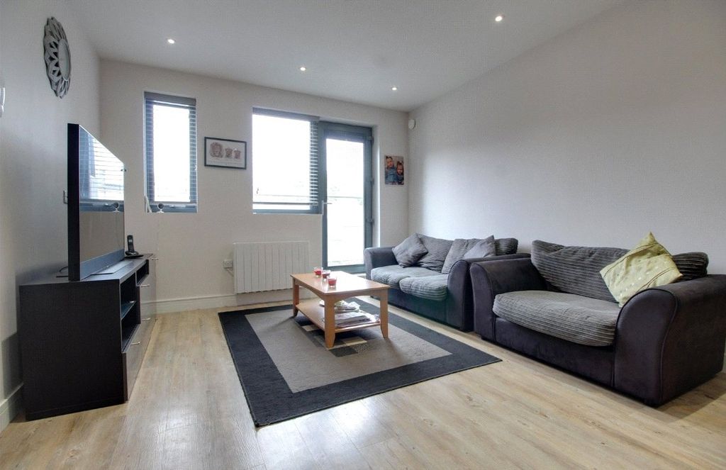 Property photo 2 of 7 Picture No. 02