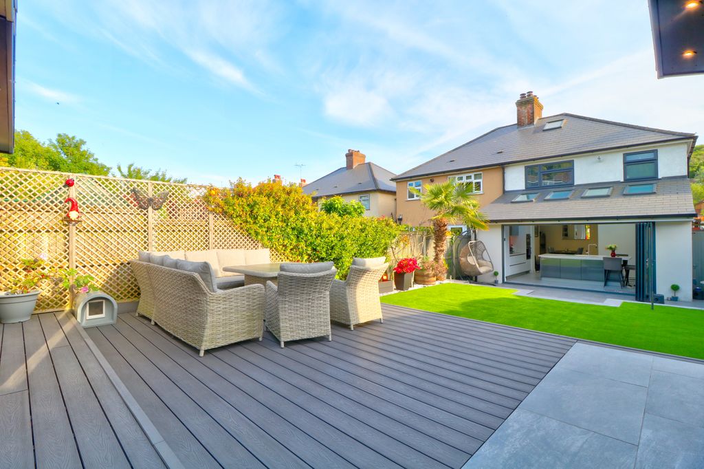 Property photo 1 of 18 Rear Garden