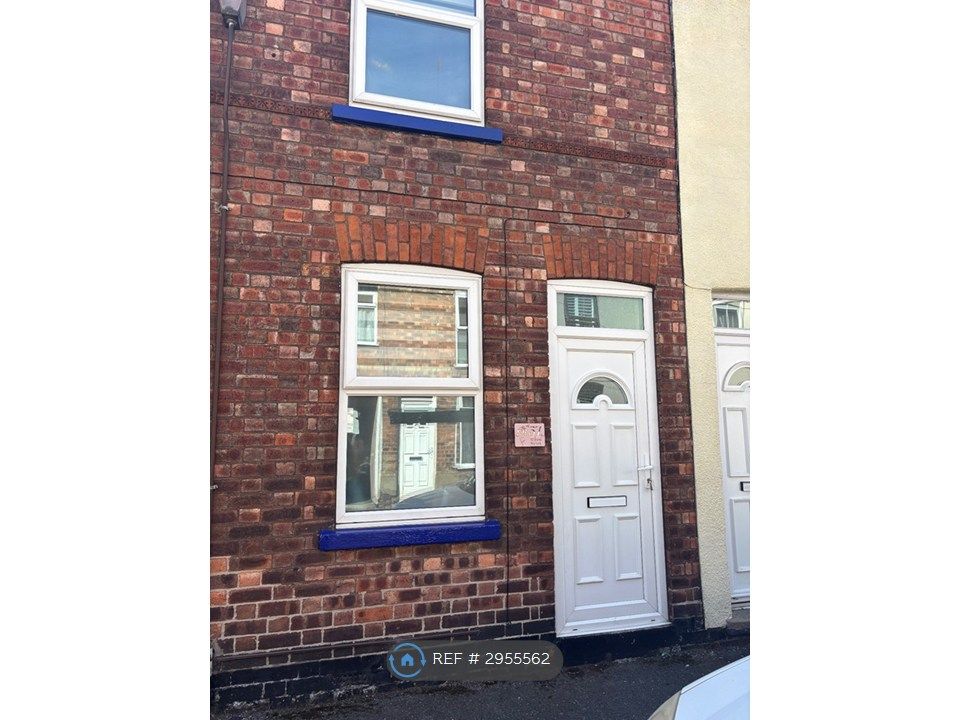Property photo 1 of 12
