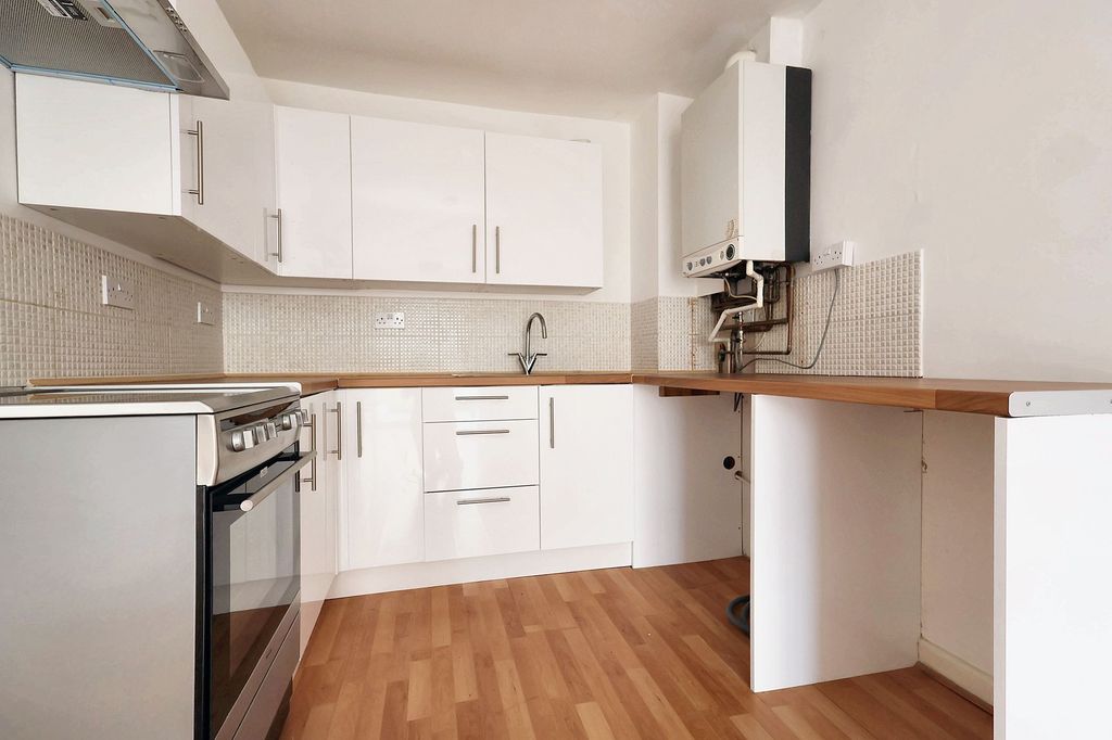 Property photo 3 of 14 Open Plan Lounge/Diner/Kitchen