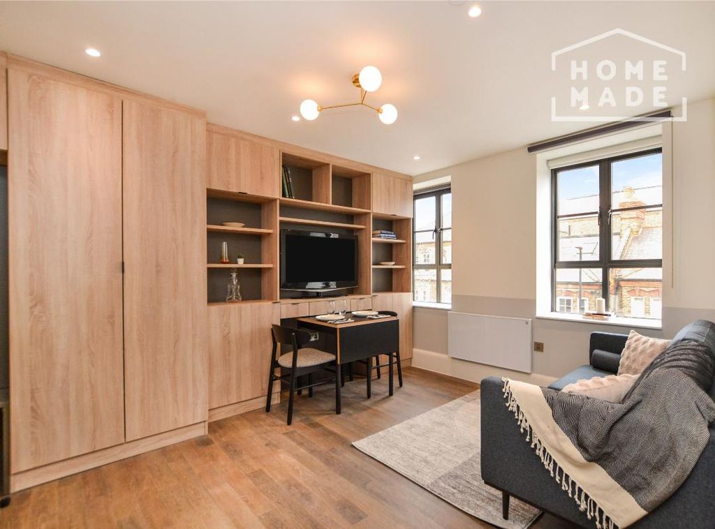 Property photo 3 of 16