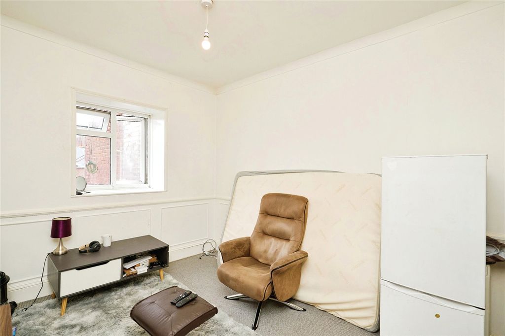 Property photo 2 of 11 Picture No. 02