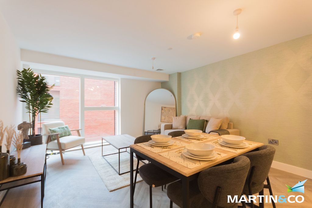 Property photo 1 of 15 1