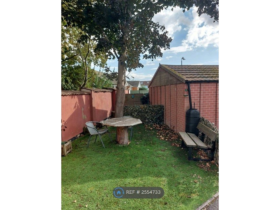 Property photo 3 of 11
