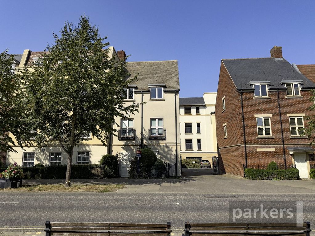 Property photo 1 of 13 Front External