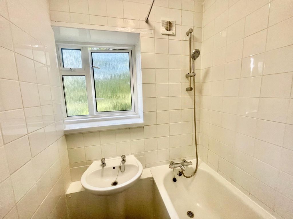 Property photo 3 of 19 Whatsapp Image 2024-10-01 At 15.17.54 (2)