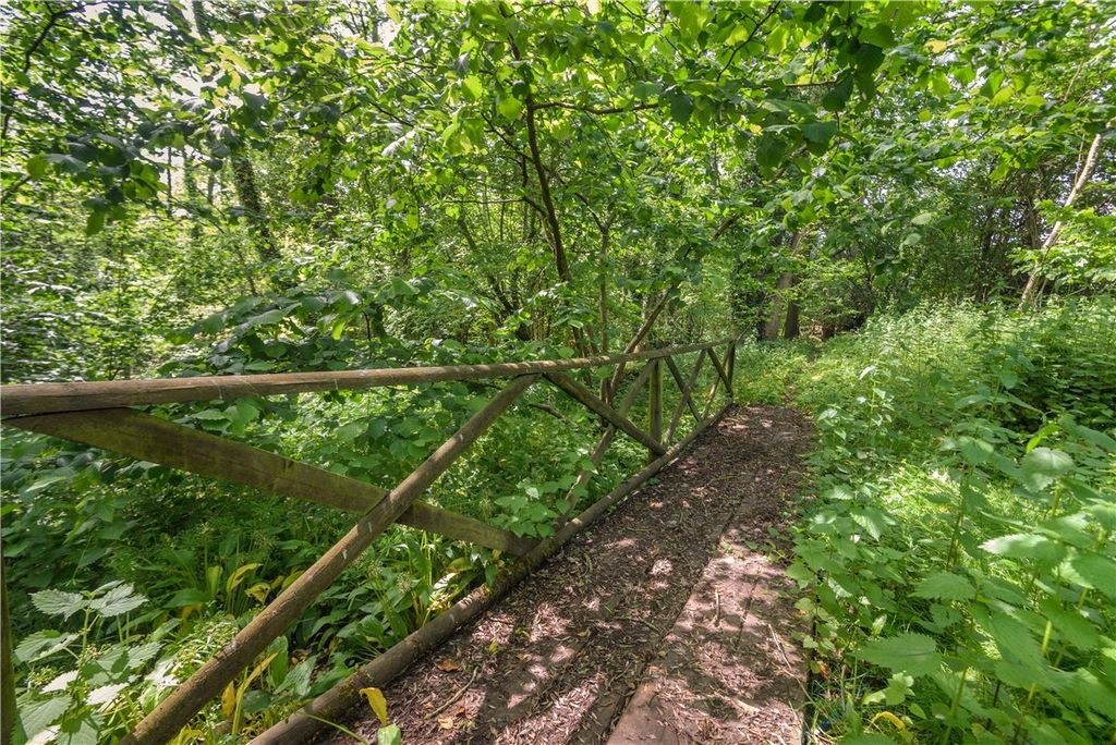 Additional image 5 of Land for saleMidgham, Reading, Berkshire RG7
