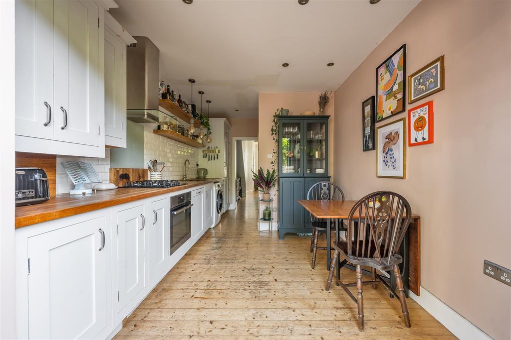 Property photo 3 of 19 Kitchen-5.Jpg