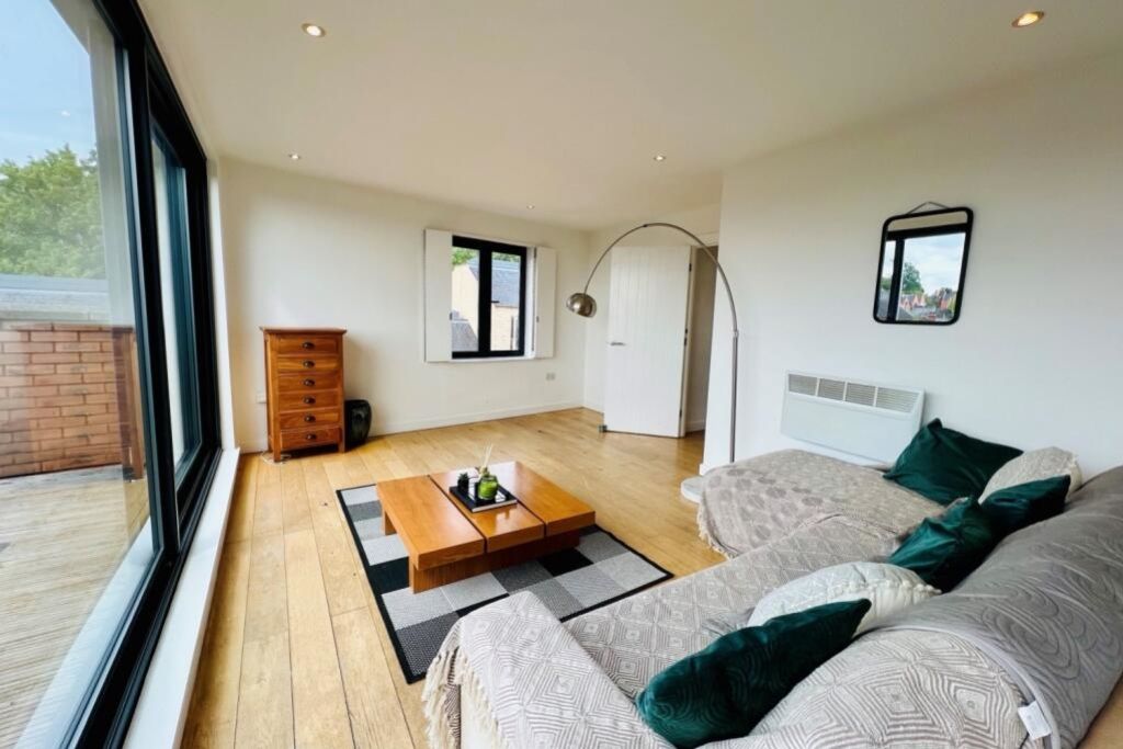 Property photo 3 of 18 1