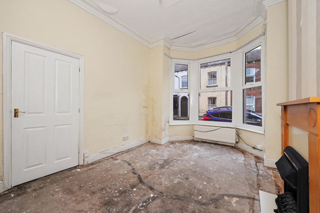 Property photo 3 of 16 34 Lorne Street, Carlisle, Cumbria, Ca2 5DX