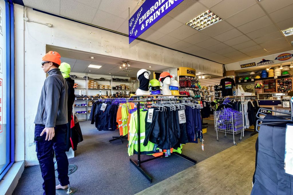 Property photo 3 of 10