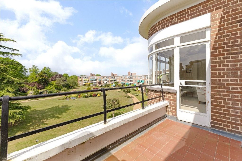 Property photo 2 of 16 Balcony