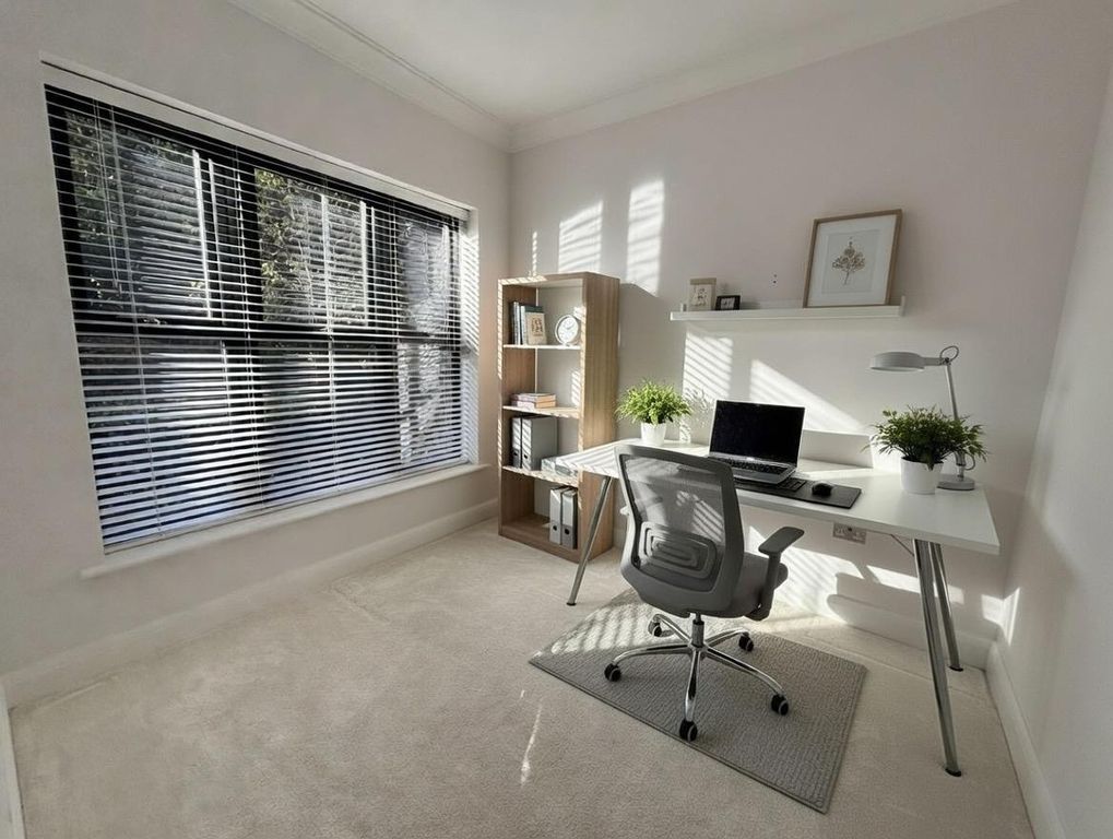 Additional image 5 of 5 bed detached house for saleHayescroft Gardens, Manchester M20