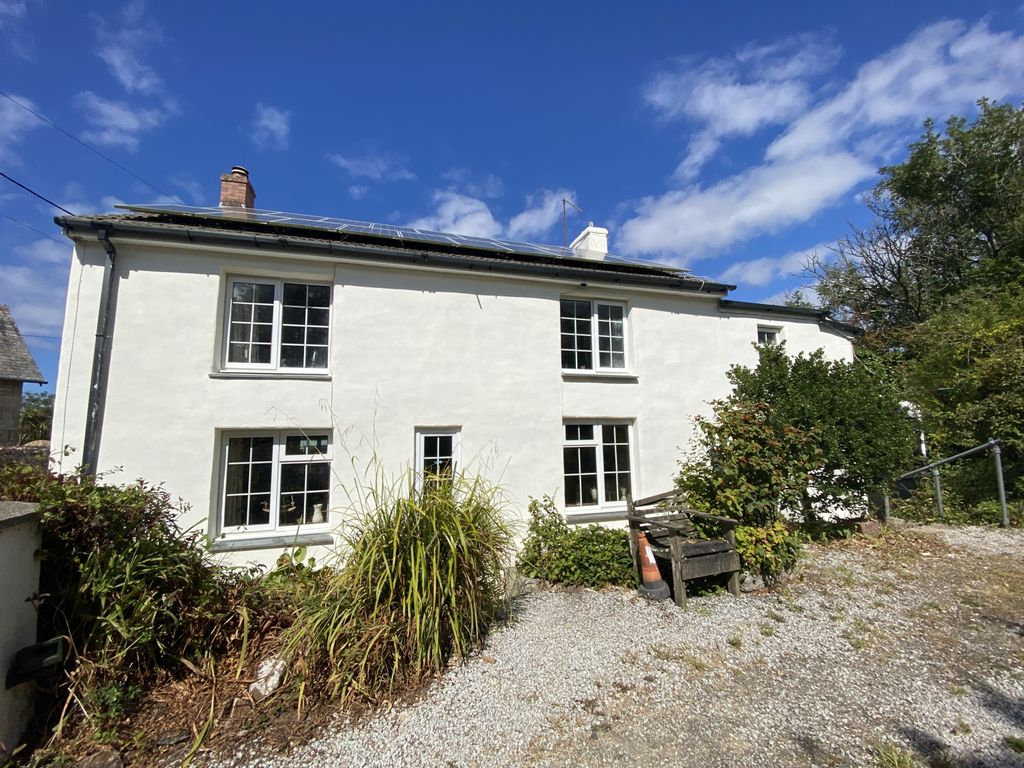Property photo 1 of 24 4 Bedroom Detached House For Sale