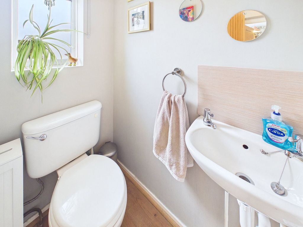 Property photo 3 of 34