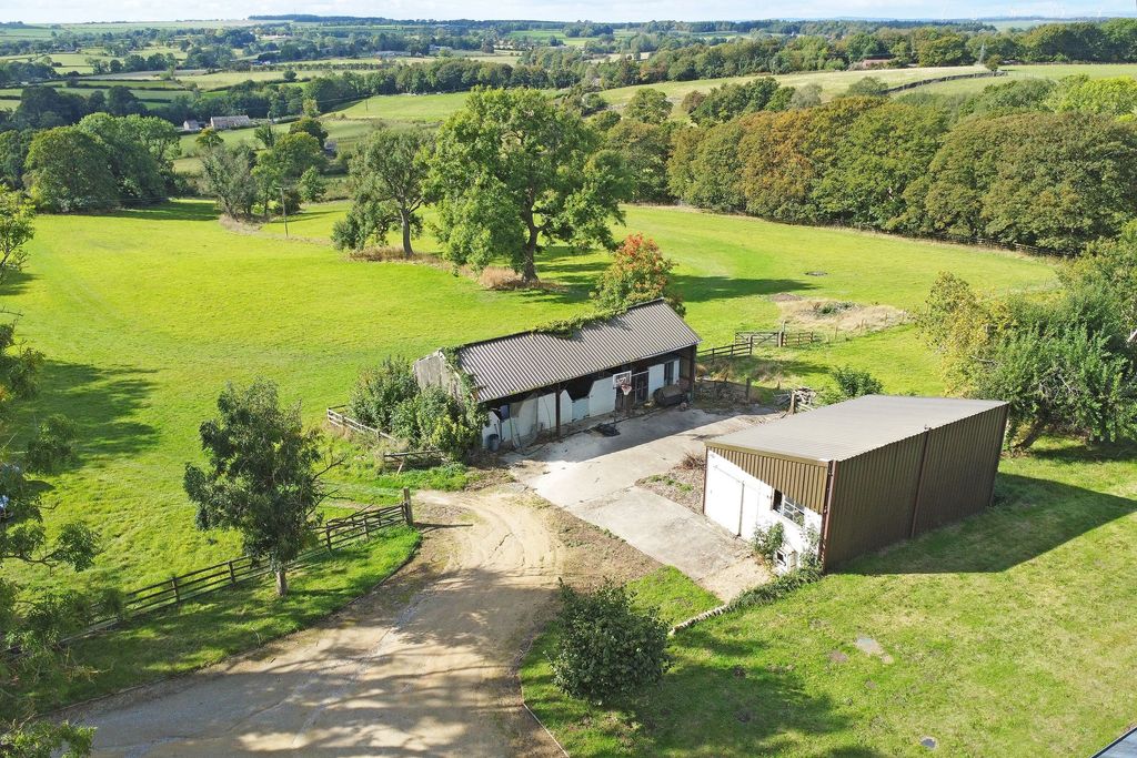 Additional image 12 of 5 bed barn conversion for saleBeckwith, Harrogate HG3