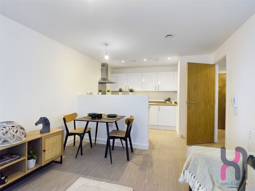 Property photo 2 of 5 Picture No. 06