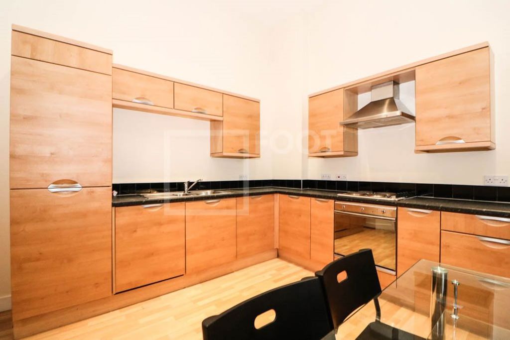 Property photo 2 of 23