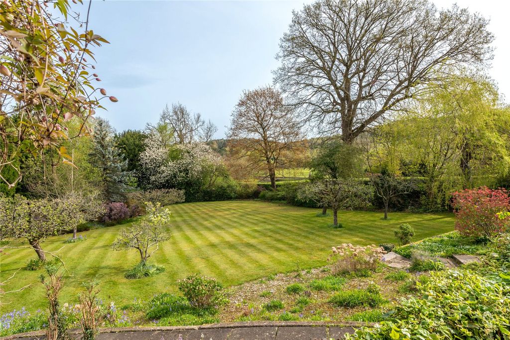 Property photo 2 of 16 Picture No. 37