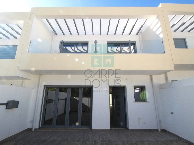 Property photo 1 of 26