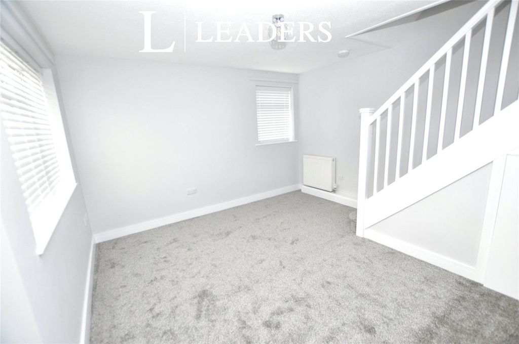 Property photo 2 of 8 2