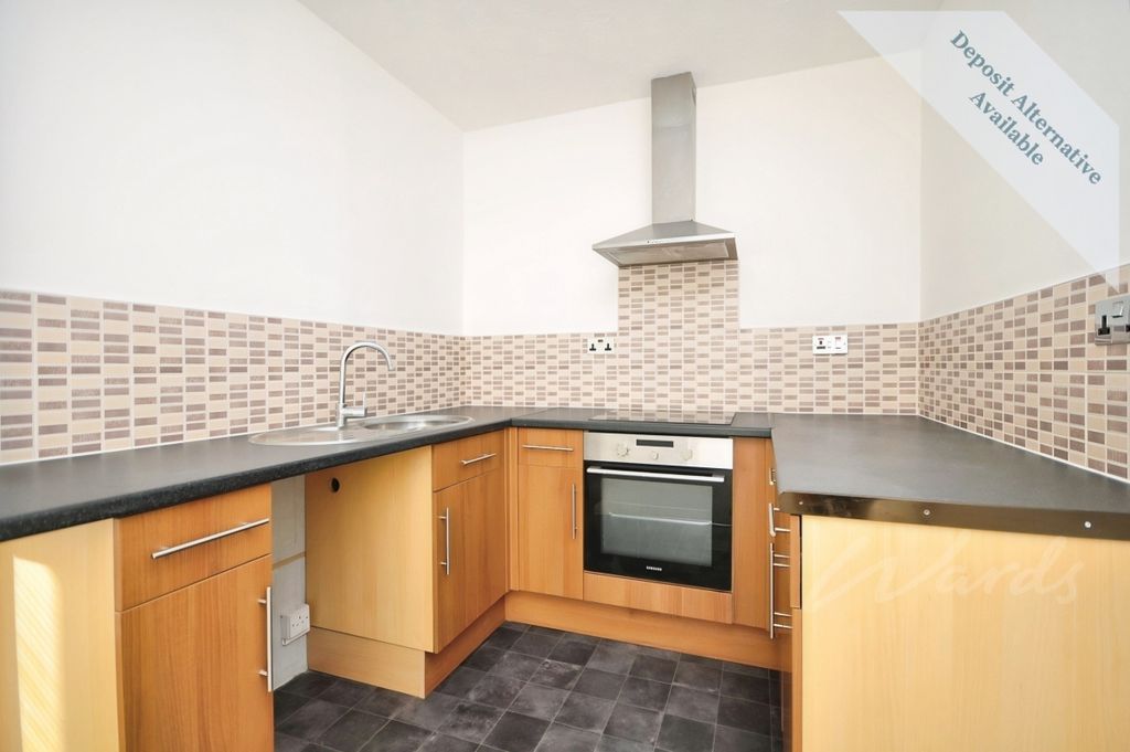 Property photo 2 of 5 Station Road Kitchen