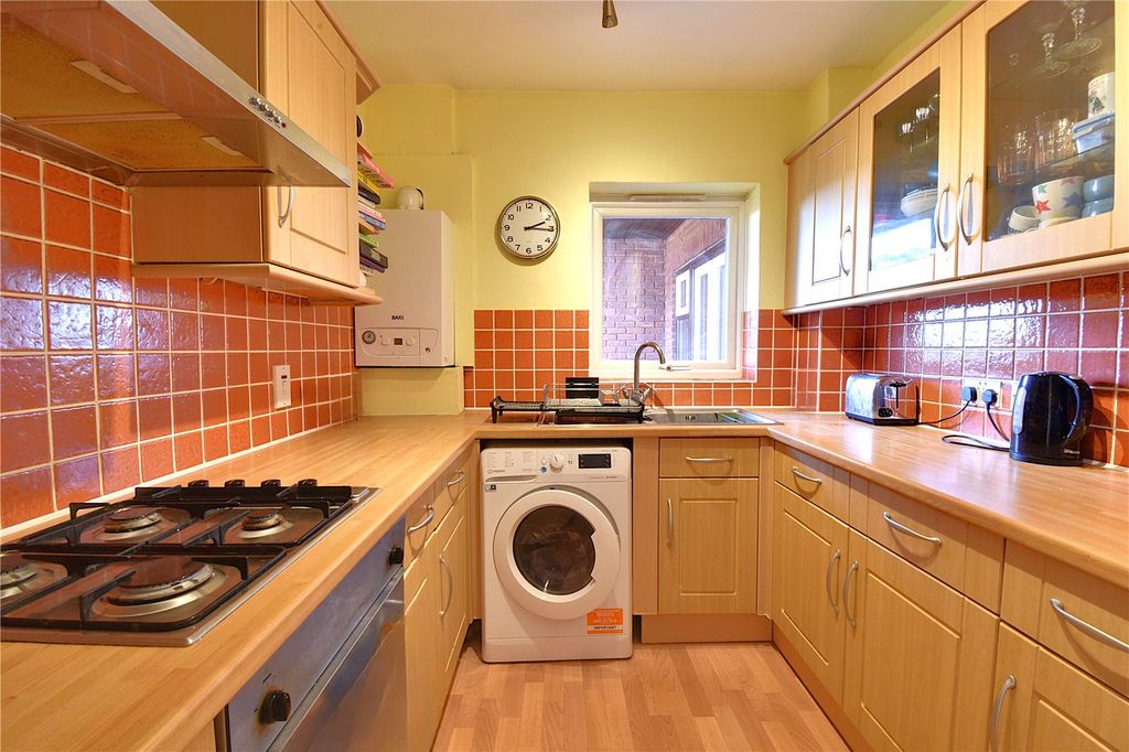 Property photo 3 of 12 Picture No. 21