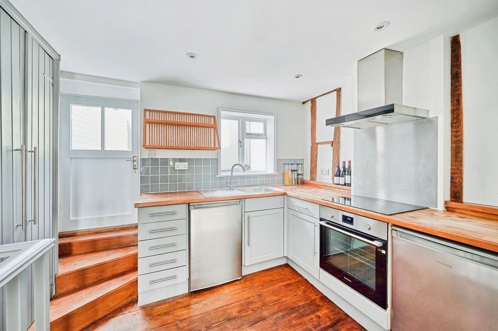 Property photo 3 of 16