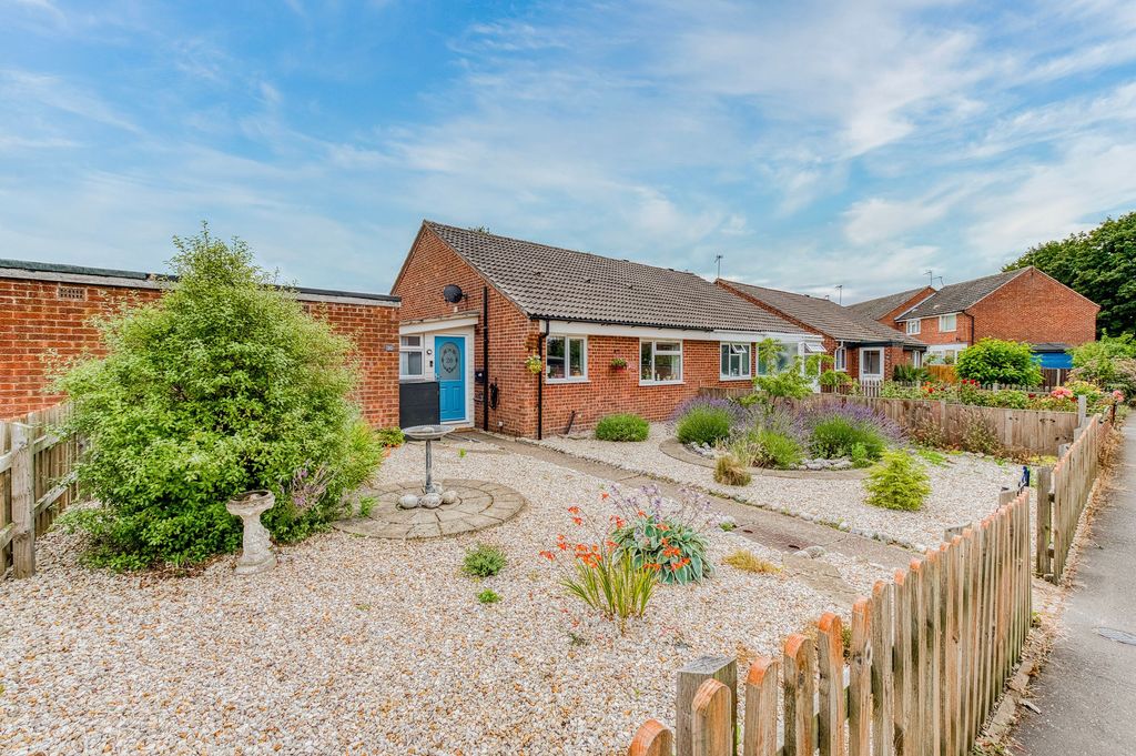 Property photo 1 of 20