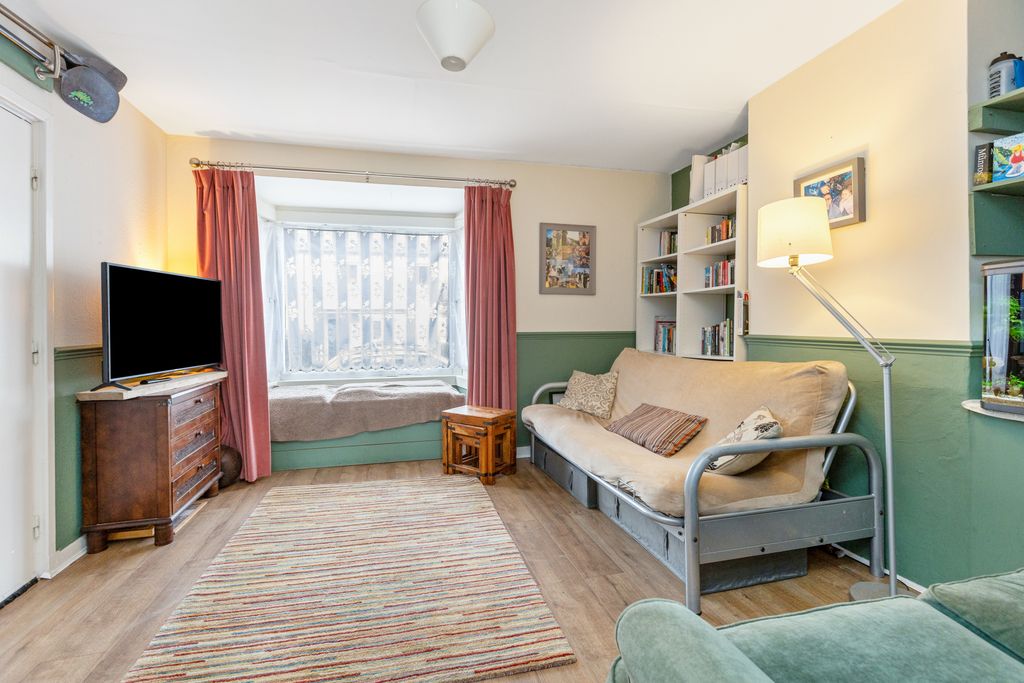 Property photo 3 of 18 Property Image 3