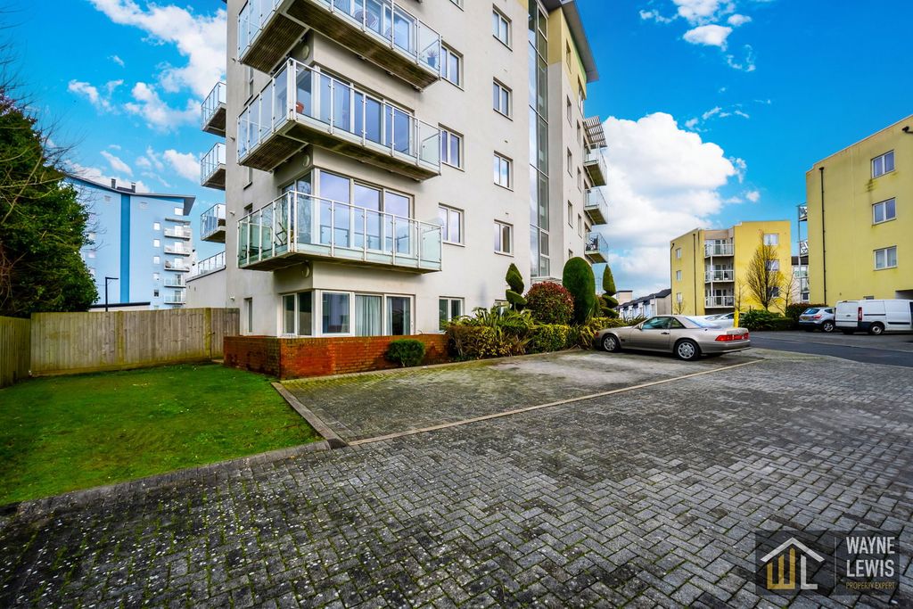 Additional image 31 of 2 bed flat for saleTrem Elai, Penarth CF64