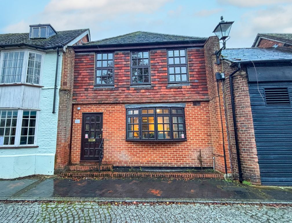 Property photo 1 of 9 Front Of House