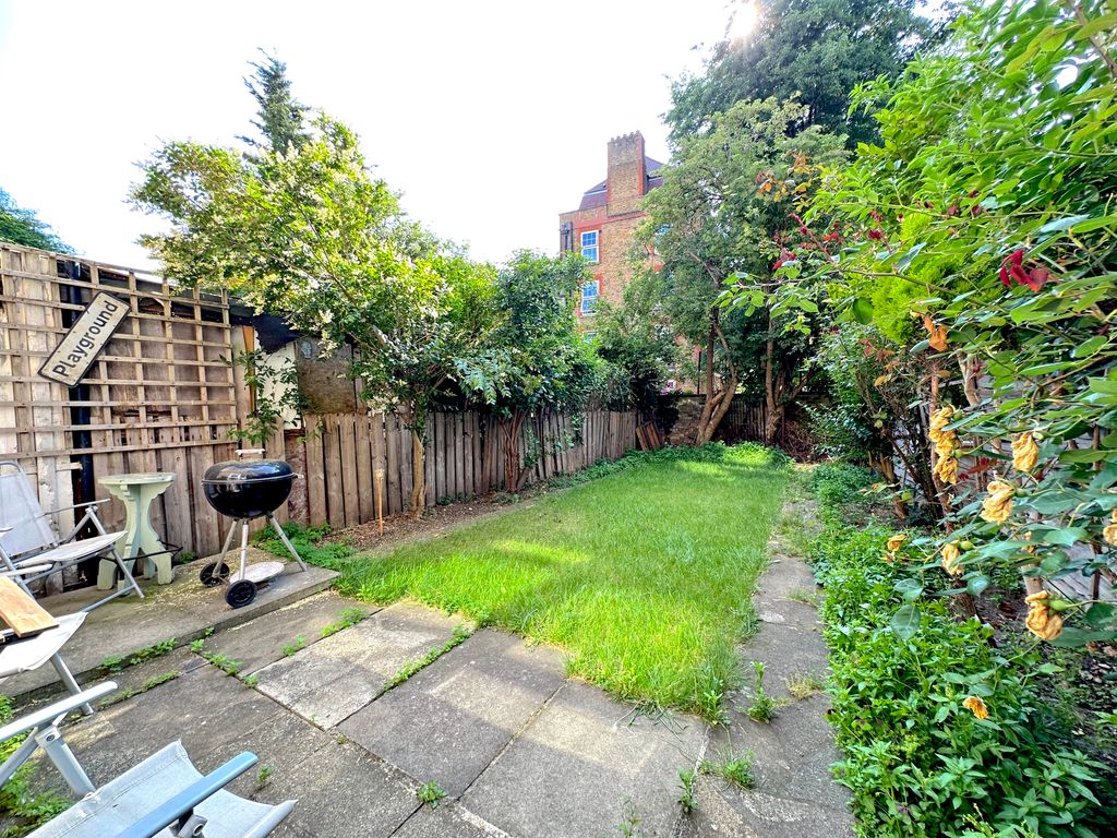 Property photo 3 of 14