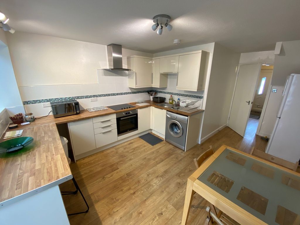 Property photo 3 of 13