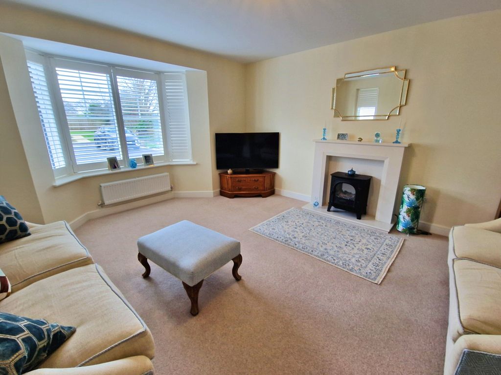 Property photo 3 of 26