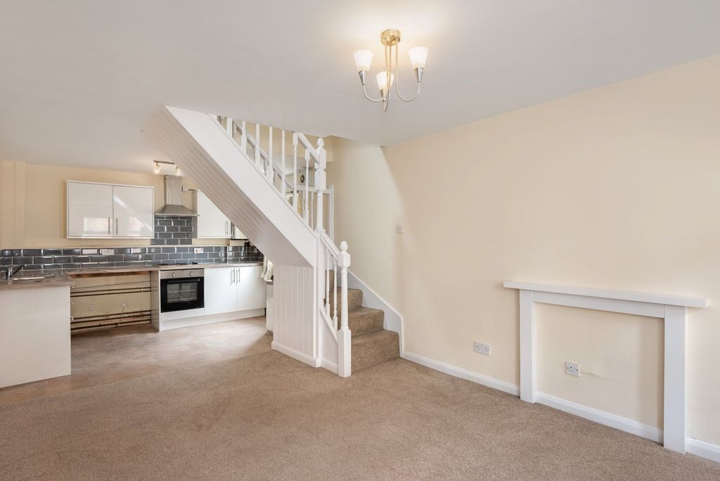 Property photo 2 of 11 Picture 2