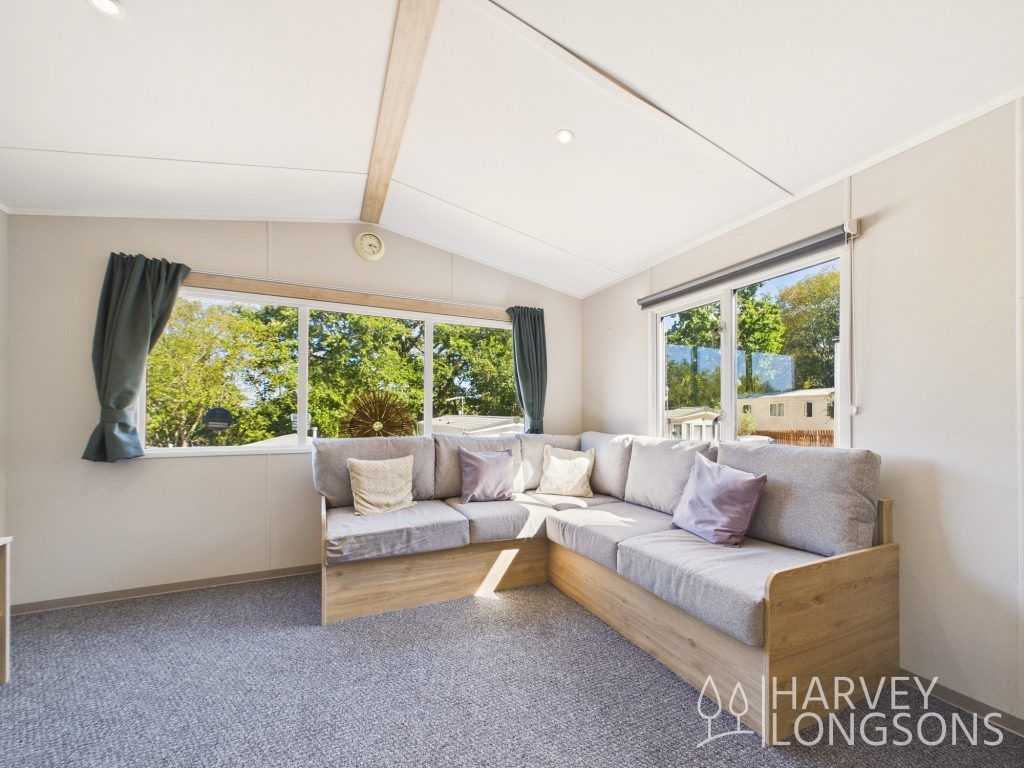 Property photo 1 of 15 Victory Lifestyle Beauport Holiday Park Lounge