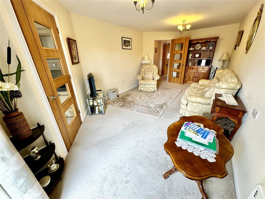 Property photo 2 of 11 Picture No. 03