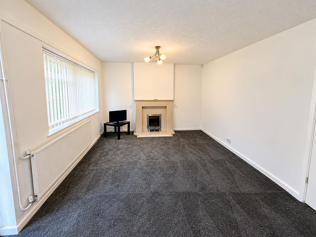 Property photo 2 of 8 Living Room