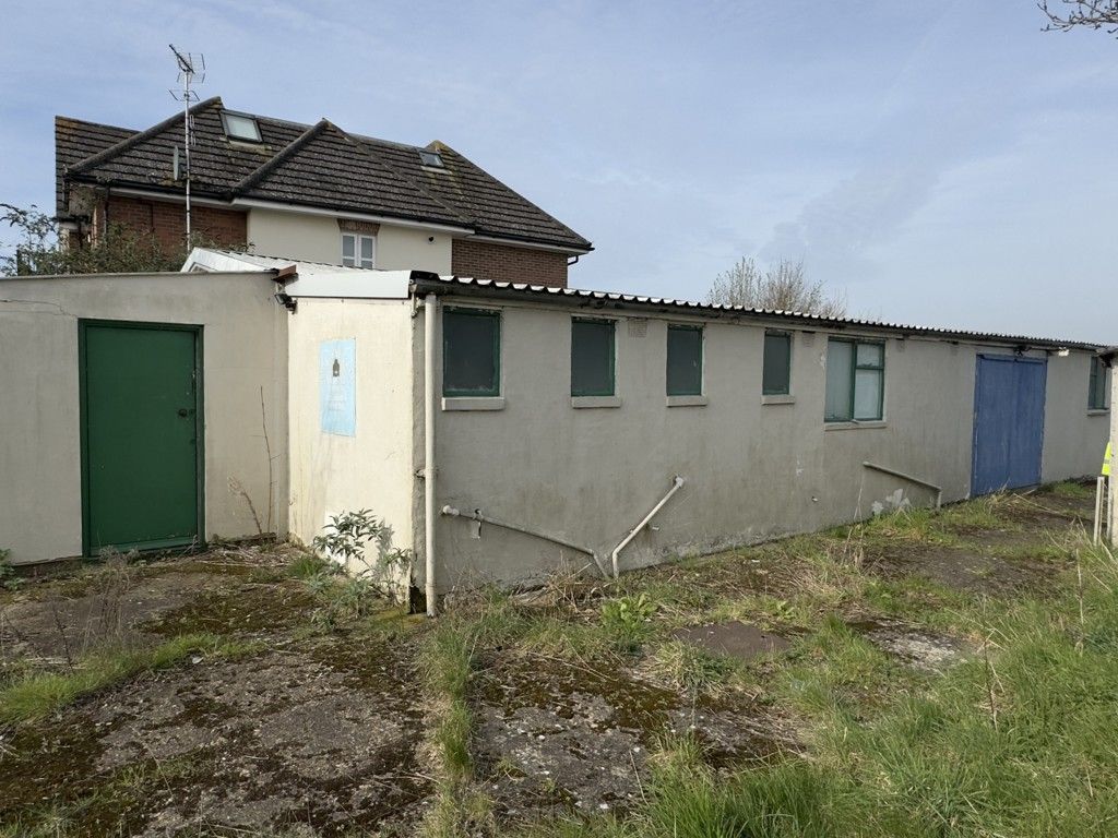 Property photo 2 of 13 Photo 21