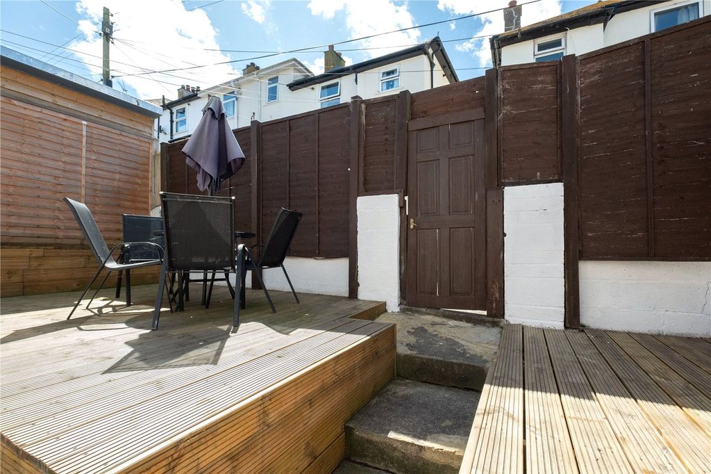 Property photo 3 of 12 Picture No. 12